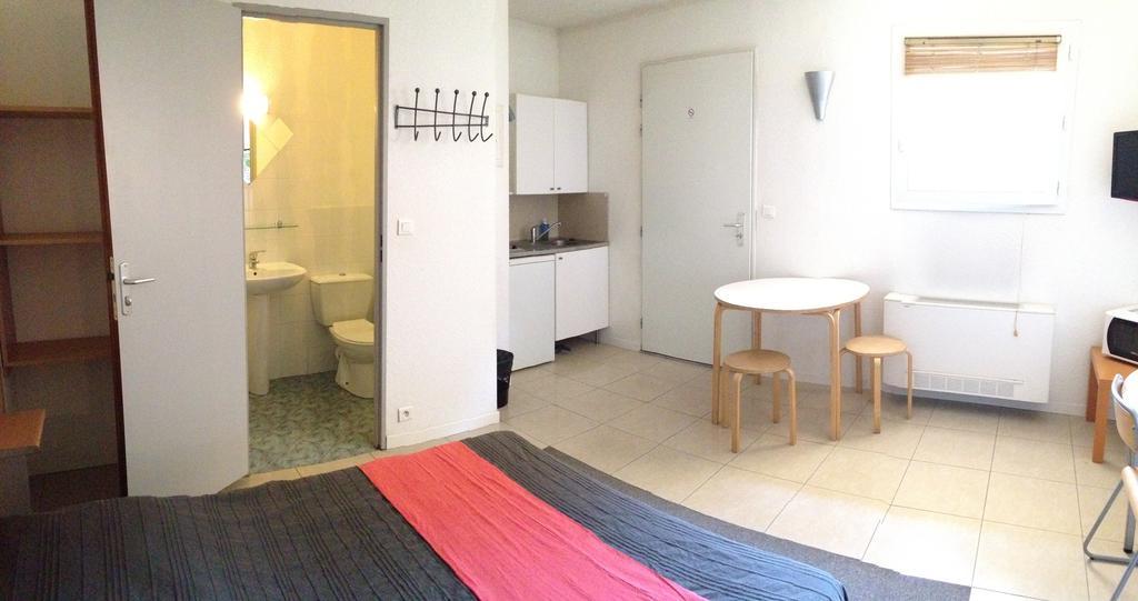 Appart'Hotel Residella Aubagne Gémenos Quarto foto